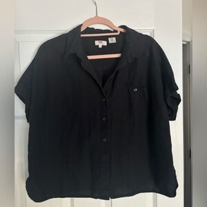 Levi's Black Cropped Button-Up Shirt